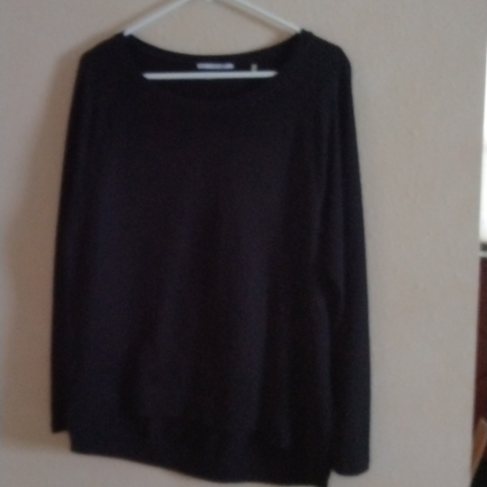 T Tahari Long Sleeve Top Size L